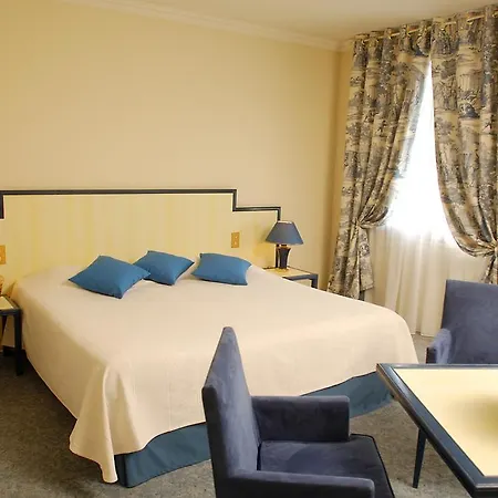 Du Golf - Domaine De La Valdaine Hotel