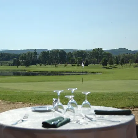 Hotel Du Golf - Domaine De La Valdaine